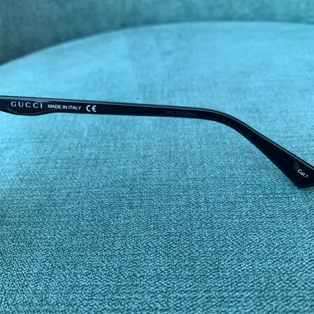 Large Black Gucci Sunglasses - Picture 10 of 13